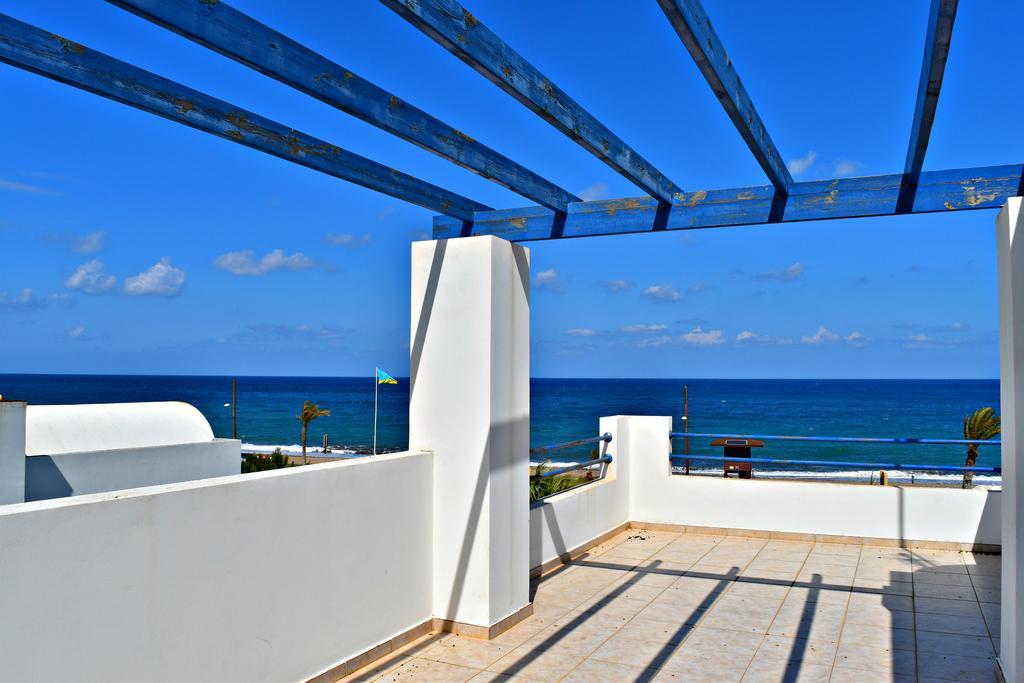 Latchi Beach Front Villa - Private Heated Pool - Amazing Uninterrupted Sea Views Πόλη Εξωτερικό φωτογραφία