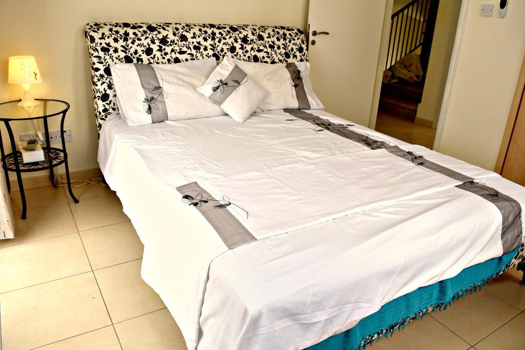 Latchi Beach Front Villa - Private Heated Pool - Amazing Uninterrupted Sea Views Πόλη Εξωτερικό φωτογραφία