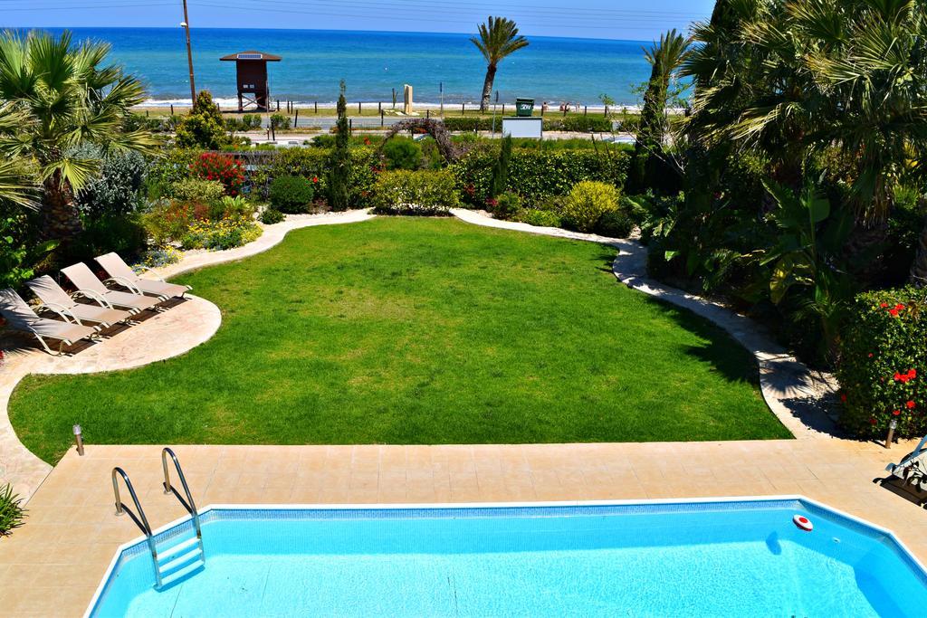 Latchi Beach Front Villa - Private Heated Pool - Amazing Uninterrupted Sea Views Πόλη Εξωτερικό φωτογραφία