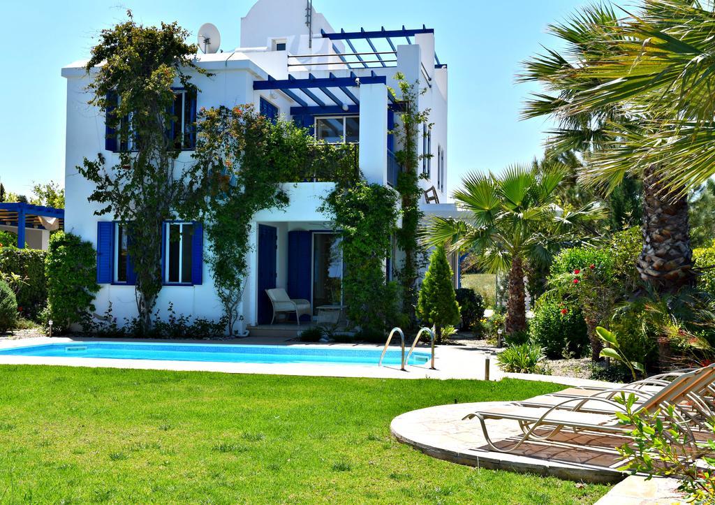 Latchi Beach Front Villa - Private Heated Pool - Amazing Uninterrupted Sea Views Πόλη Εξωτερικό φωτογραφία