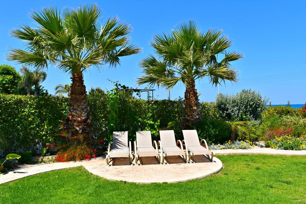 Latchi Beach Front Villa - Private Heated Pool - Amazing Uninterrupted Sea Views Πόλη Εξωτερικό φωτογραφία